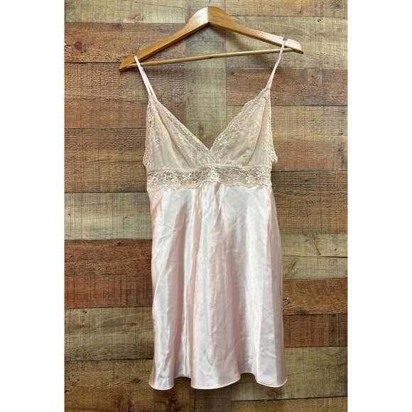 Gilligan & O'Malley Other - GILLIGAN & O'MALLEY Lace Chemise Babydoll Slip Dress Pink Gown Sz Medium